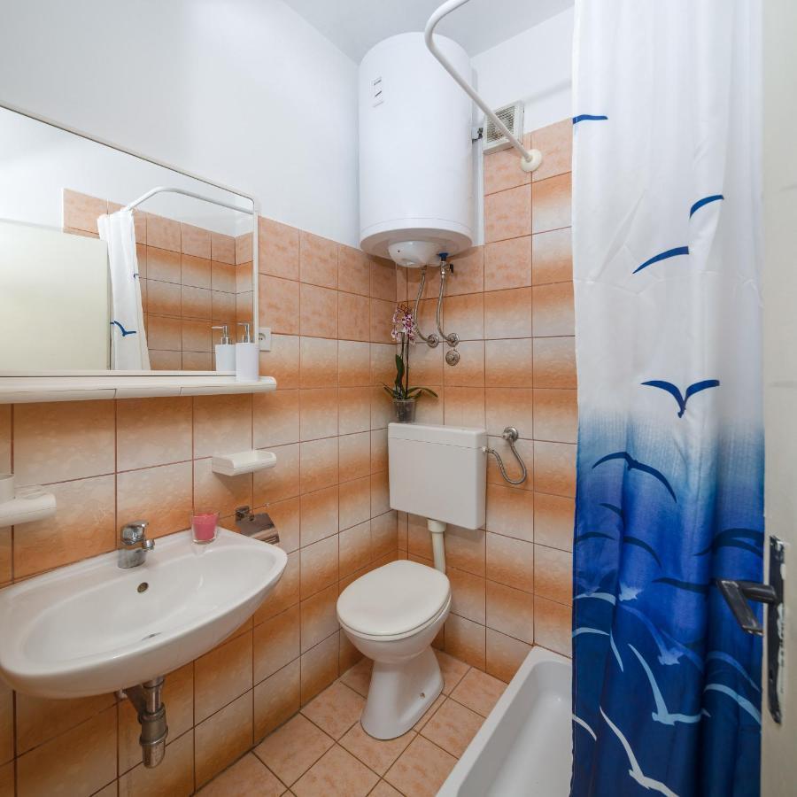 Beach Apartments "Bili Cvitak" Duće Eksteriør billede