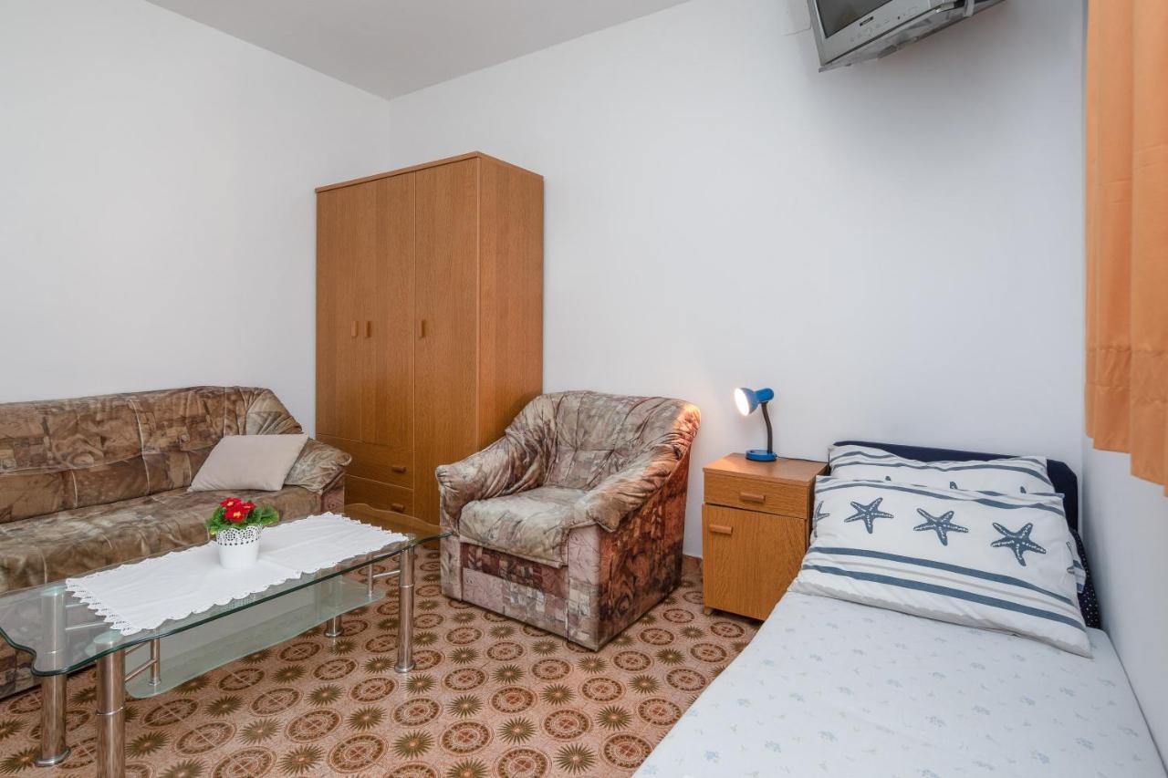 Beach Apartments "Bili Cvitak" Duće Eksteriør billede