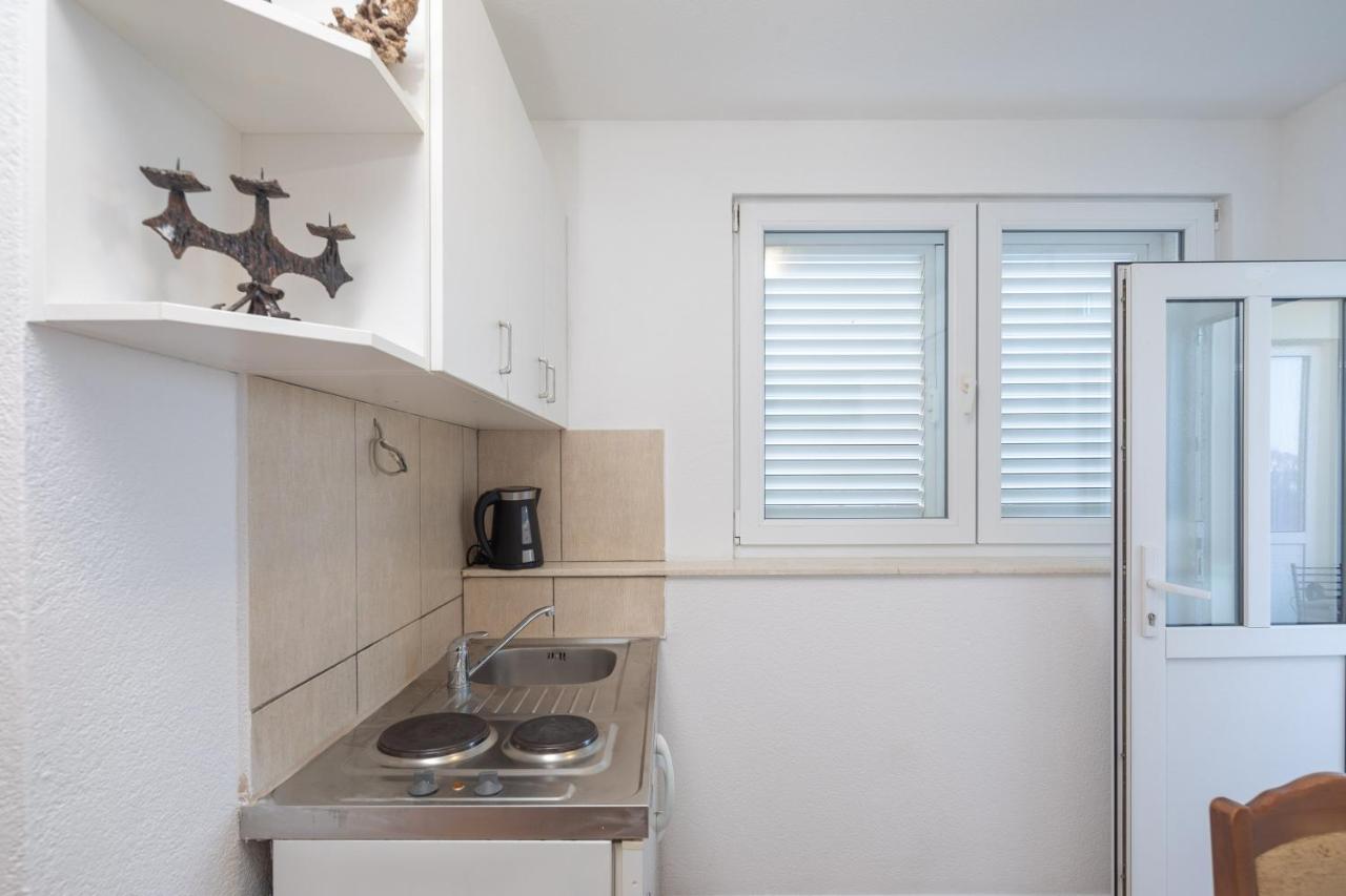 Beach Apartments "Bili Cvitak" Duće Eksteriør billede