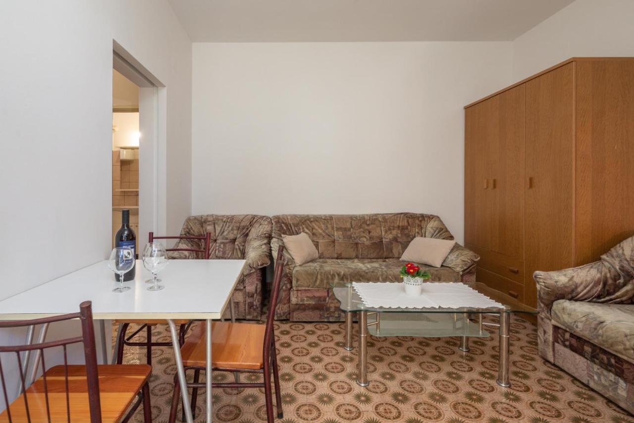 Beach Apartments "Bili Cvitak" Duće Eksteriør billede