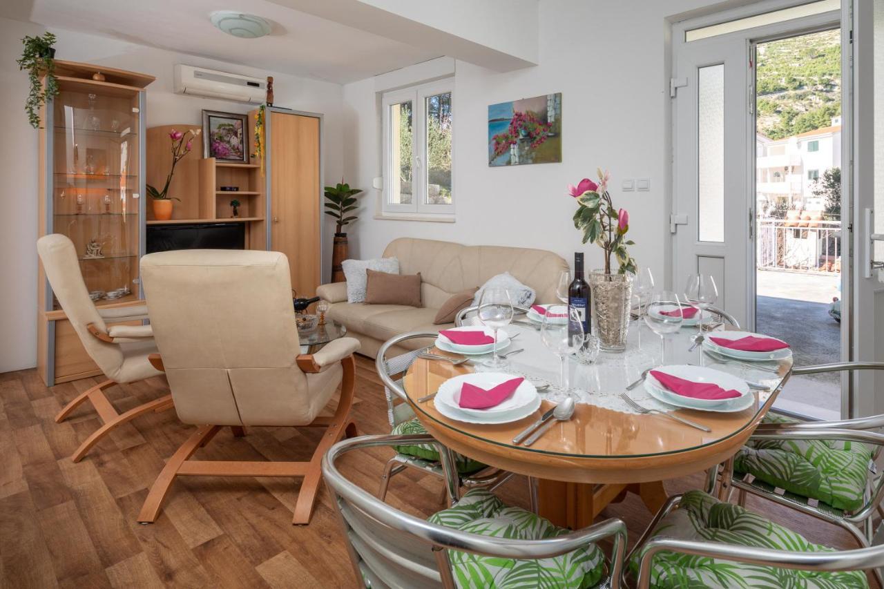 Beach Apartments "Bili Cvitak" Duće Eksteriør billede