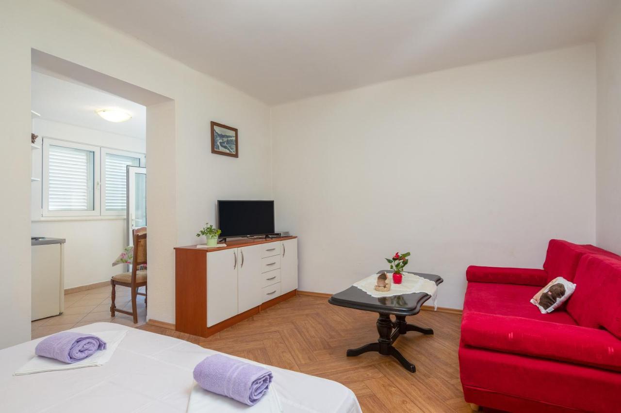 Beach Apartments "Bili Cvitak" Duće Eksteriør billede