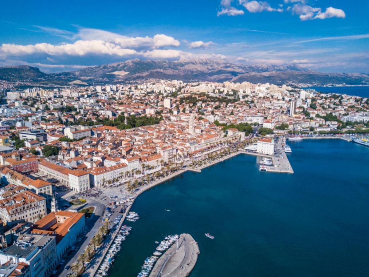 Beach Apartments "Bili Cvitak" Duće Eksteriør billede